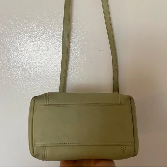 π Rare Vtg Coach Soho 4108 Pistachio Small Flap Costa Rica - Picture 4 of 16